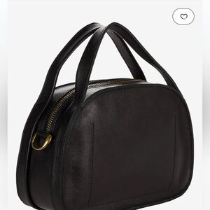 Used Sydney Zip Top Crossbody bag
